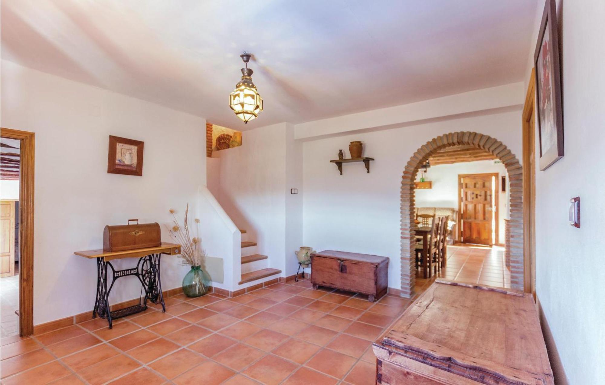 8 Bedroom Lovely Home In Iznájar Exteriér fotografie