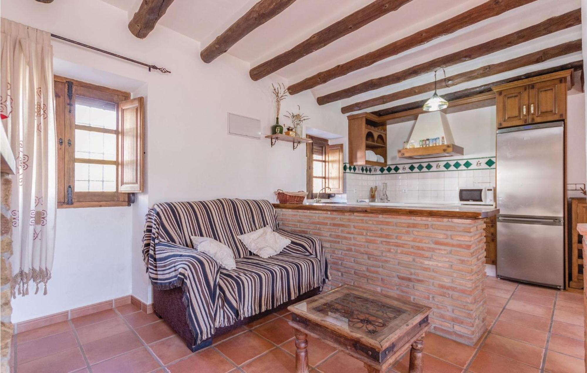 8 Bedroom Lovely Home In Iznájar Exteriér fotografie