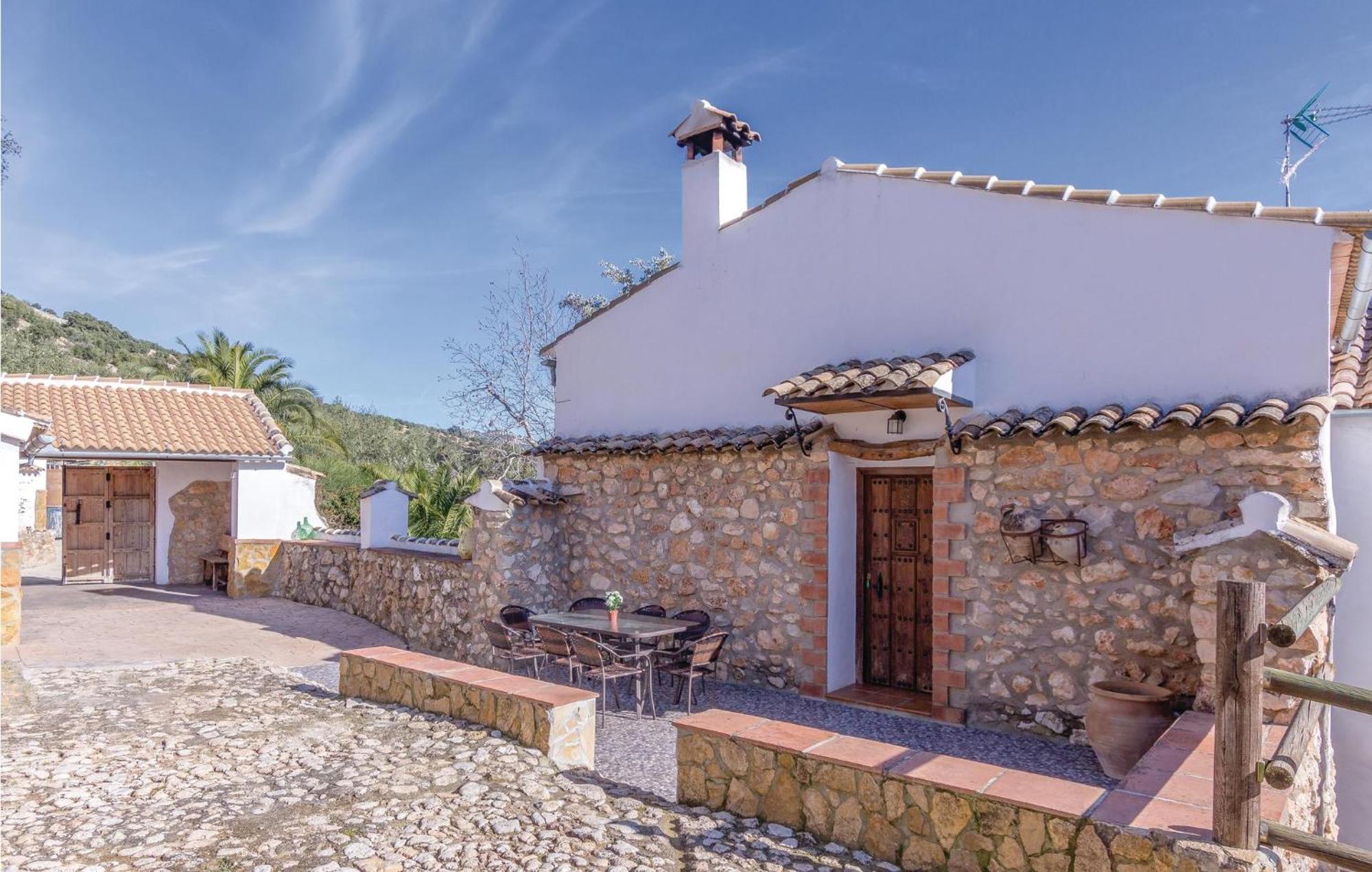 8 Bedroom Lovely Home In Iznájar Exteriér fotografie