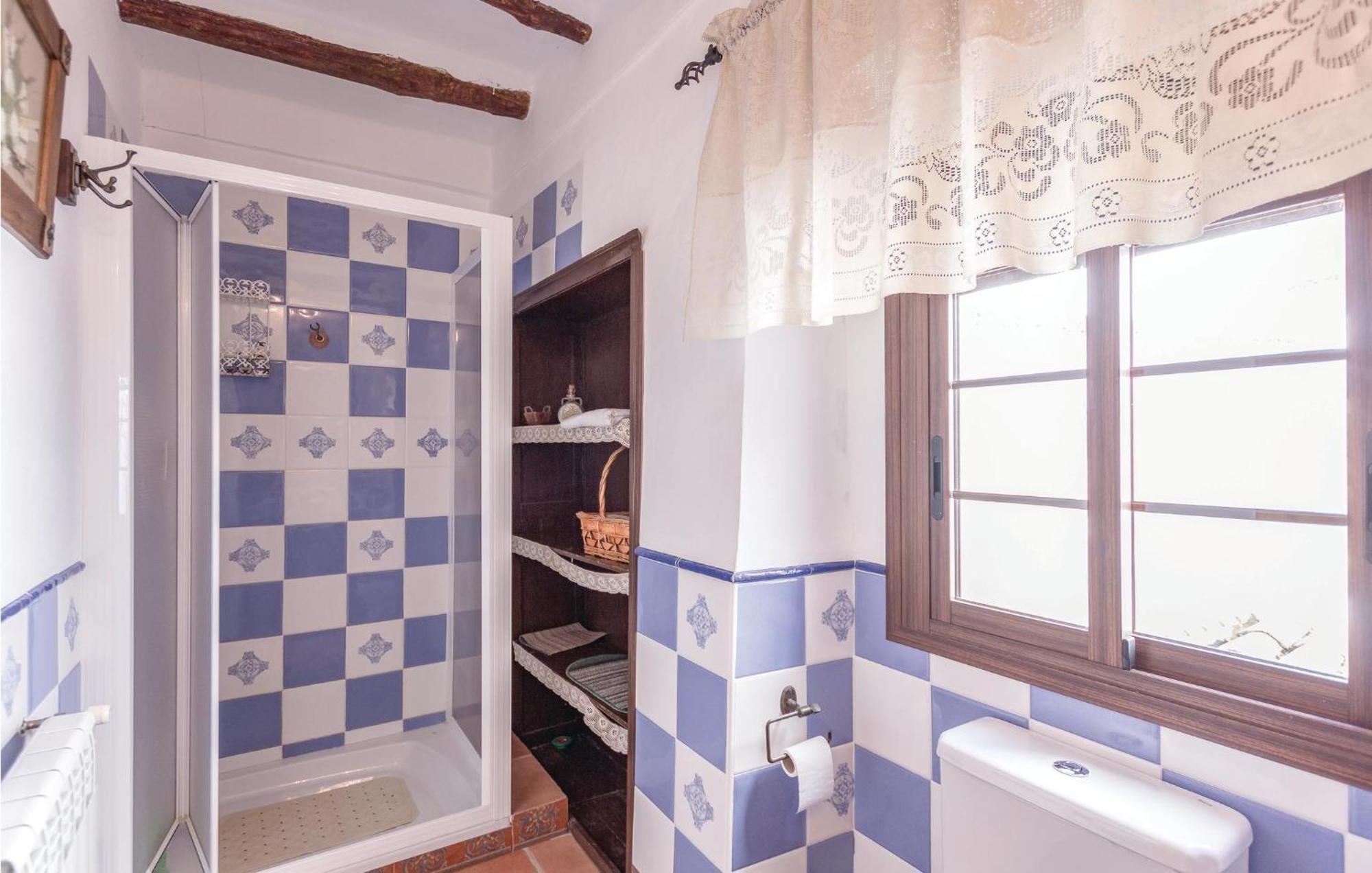 8 Bedroom Lovely Home In Iznájar Exteriér fotografie